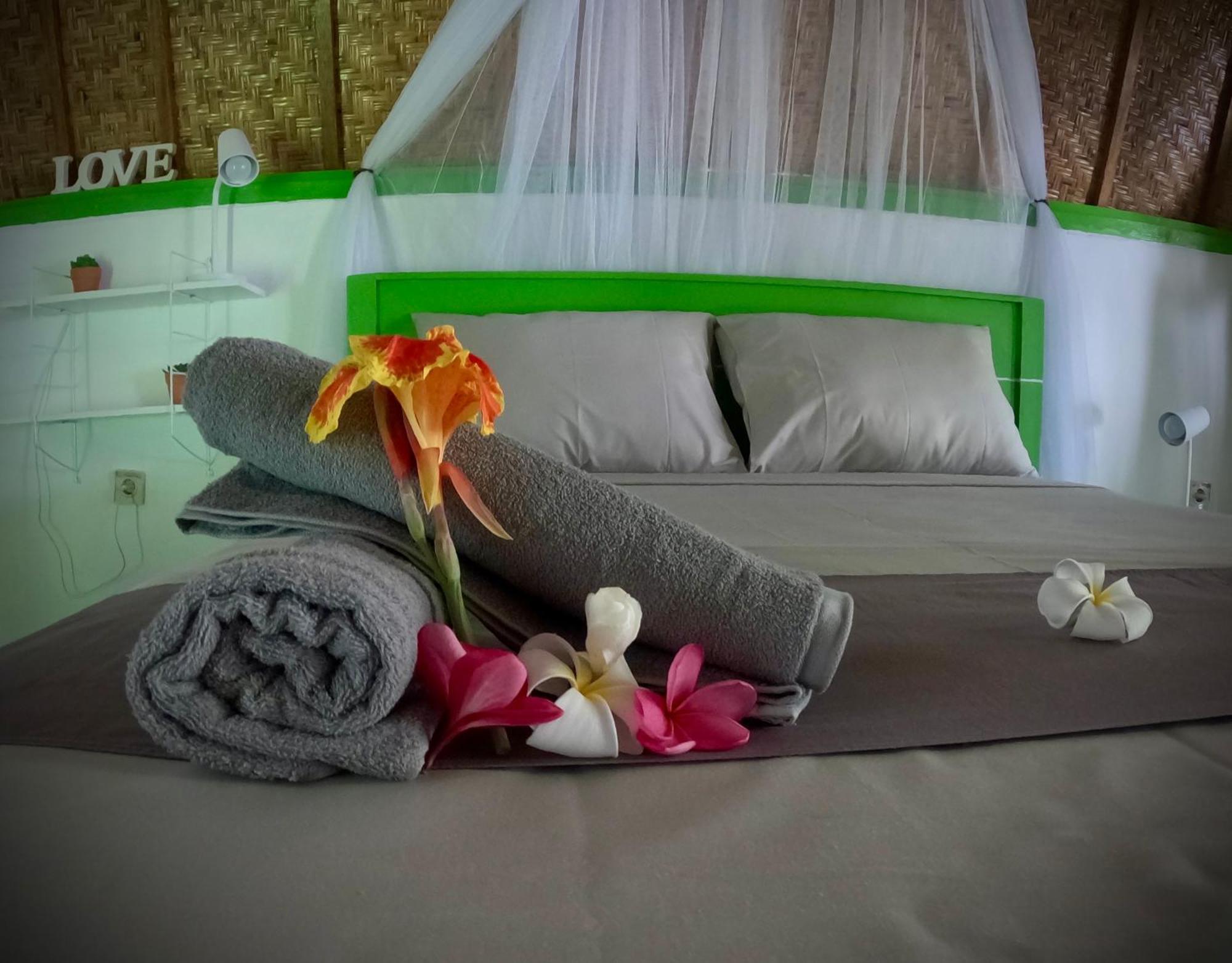 Kaktus Bungalow 4 Gili Islands Exterior photo